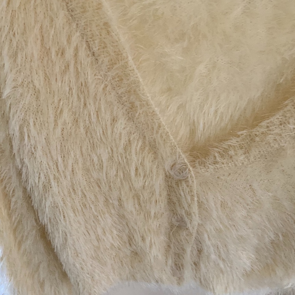Fury sweater so soft